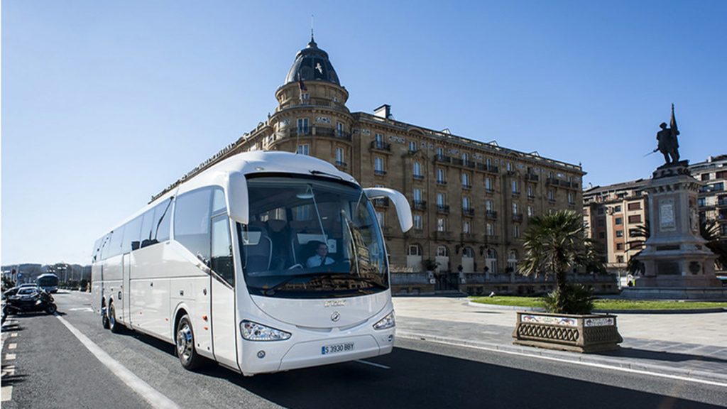 https://www.emprendedores.es/wp-content/uploads/2020/10/Autobuses-Irizar-1024x576.jpg